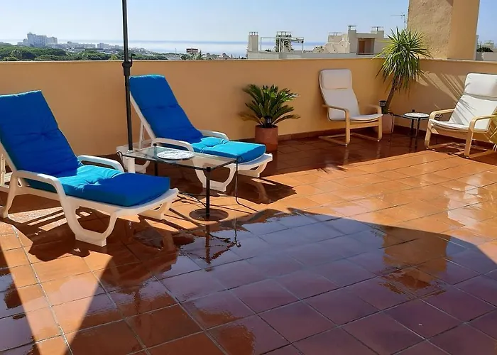 Ático con terraza abierta/Open terrace apartment